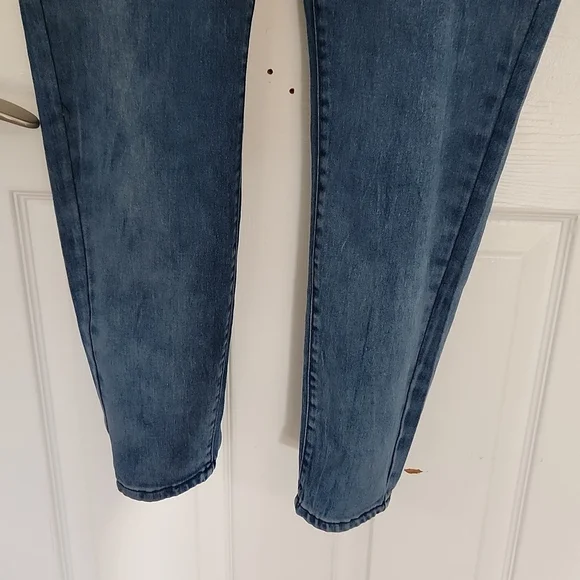 Hybrid & Company Skinny Jeans - Picture 5 of 13